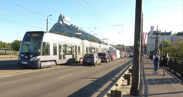 175-Каменныи мост